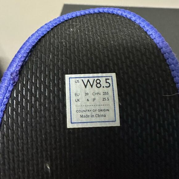 Rothy's The Chelsea Wildcat Cheetah Leopard Shoes
Slip On Sneakers Brown 8.5 - Picture 14 of 14